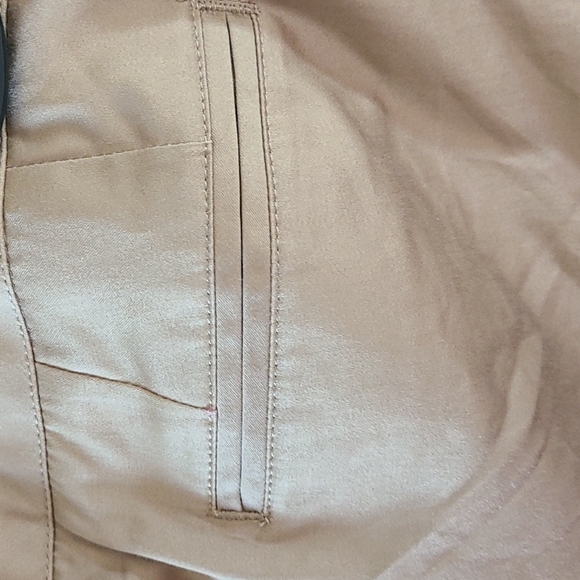 🍍New Lane Bryant Bermuda shorts🍍 - Picture 5 of 11